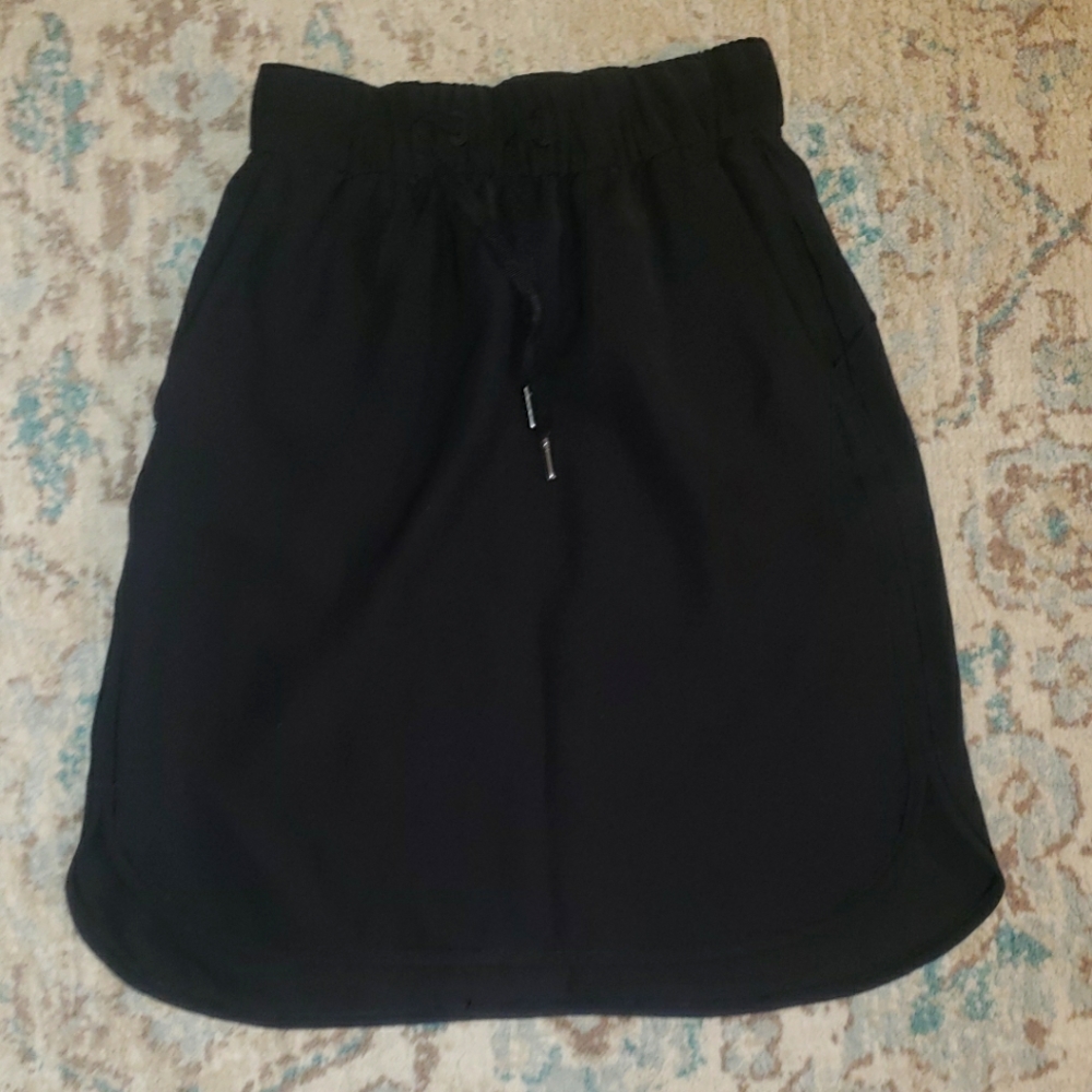 Last Chance! On The fly Lululemon skirt - Picture 2 of 10
